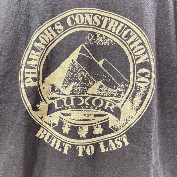 Vintage Luxor Las Vegas Pharaoh’s Construction Co. Souvenir Tee – S - Picture 3 of 8